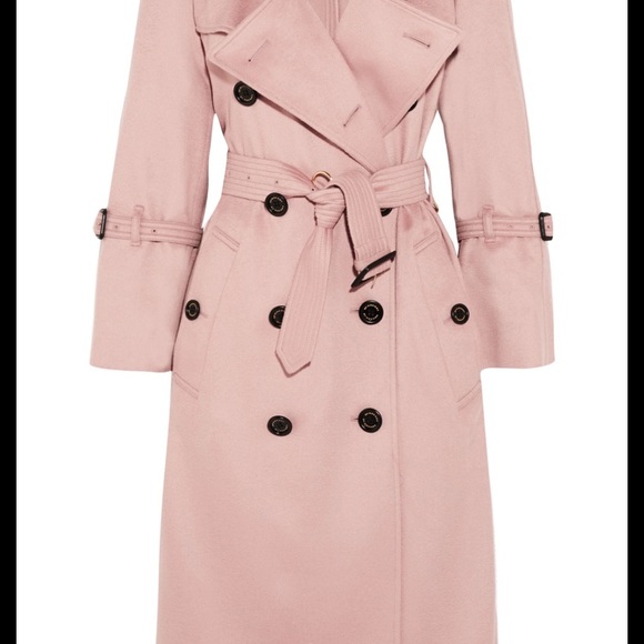 ISO pink cashmere Burberry trench. Size 0, 2 or 4 - Picture 3 of 4